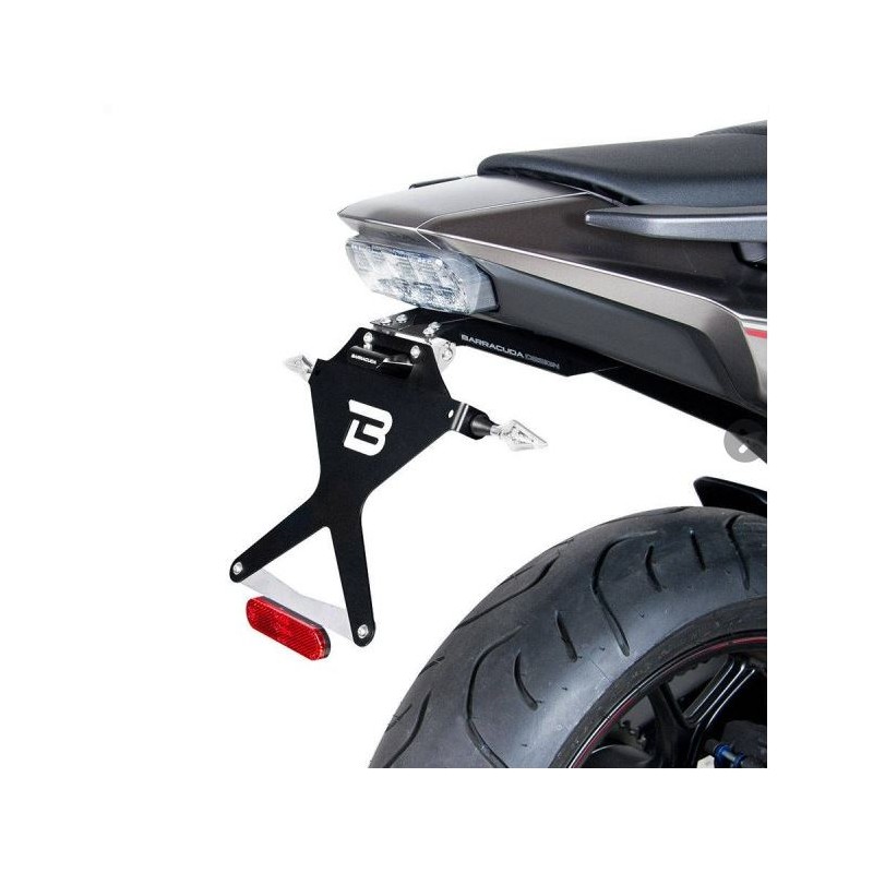 HI7104-16 : Supporto targhe Barracuda Integra 750 Honda NC700 NC750