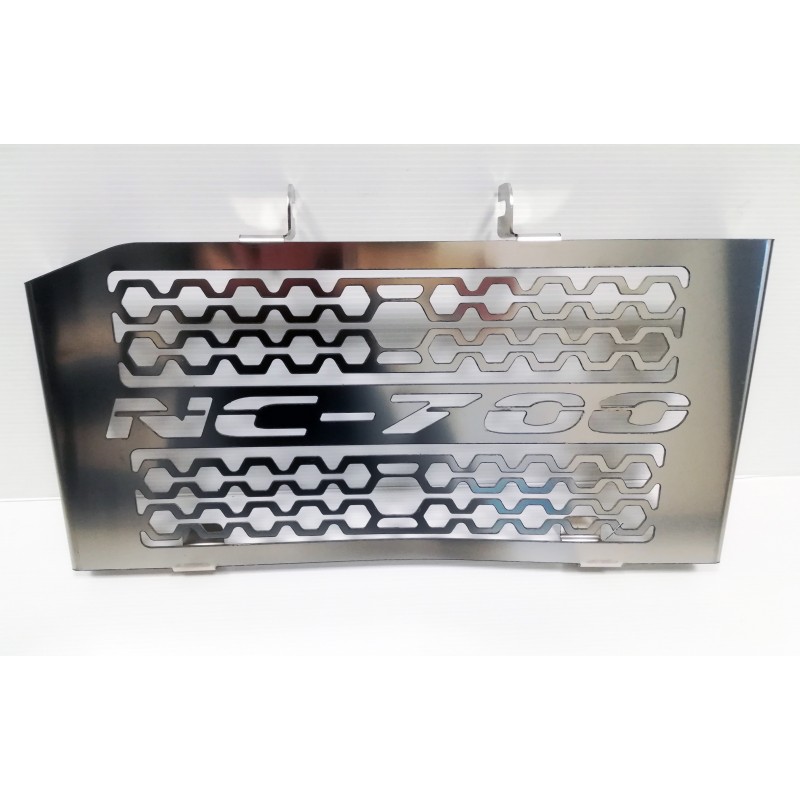 0310H002N : Protección de radiador MAD NC700 NC750