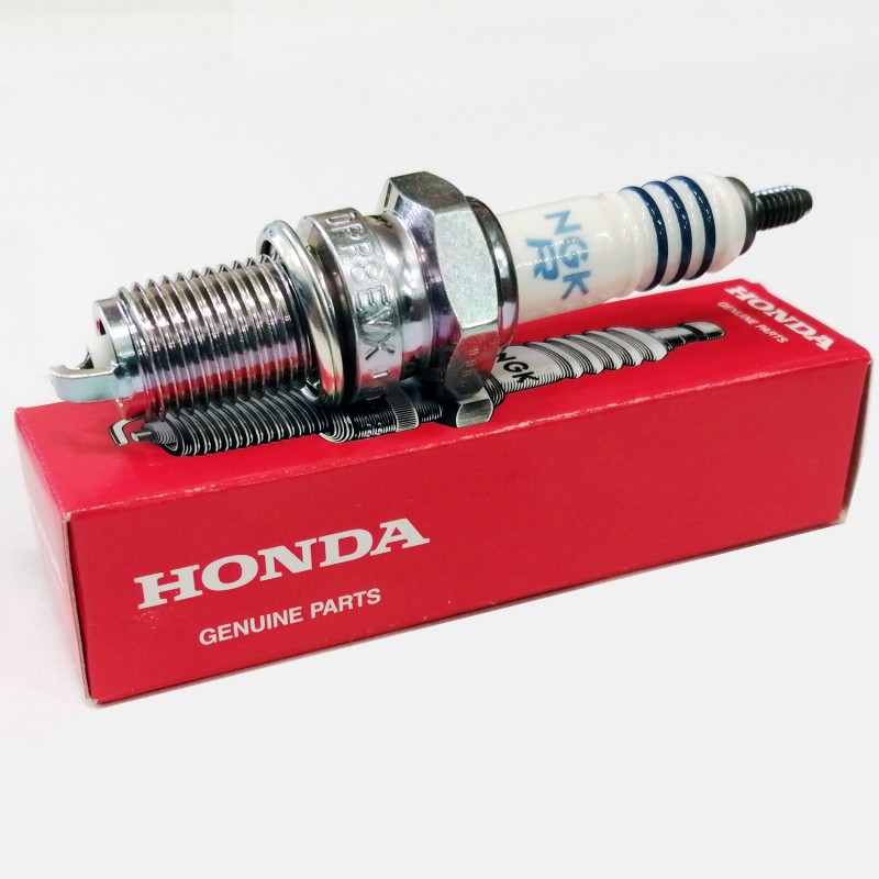 12290-RSH-003 : Honda IFR6G-11K spark plug NC700 NC750