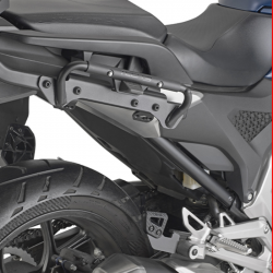 PX1192 : TECH 3 Givi Kofferträger NC700 NC750