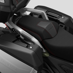 08R71-MKW-D70ZA : Passenger comfort seat Honda NC700 NC750